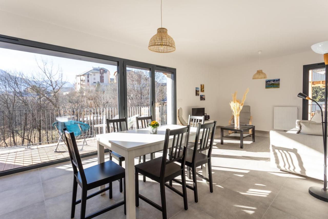 Apartament Au Calme Des Sommets - Vue Montagne Embrun Zewnętrze zdjęcie